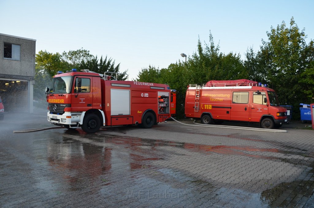 Einsatz BF Koeln Klimaanlage Reisebus defekt A 3 Rich Koeln hoehe Leverkusen P178.JPG